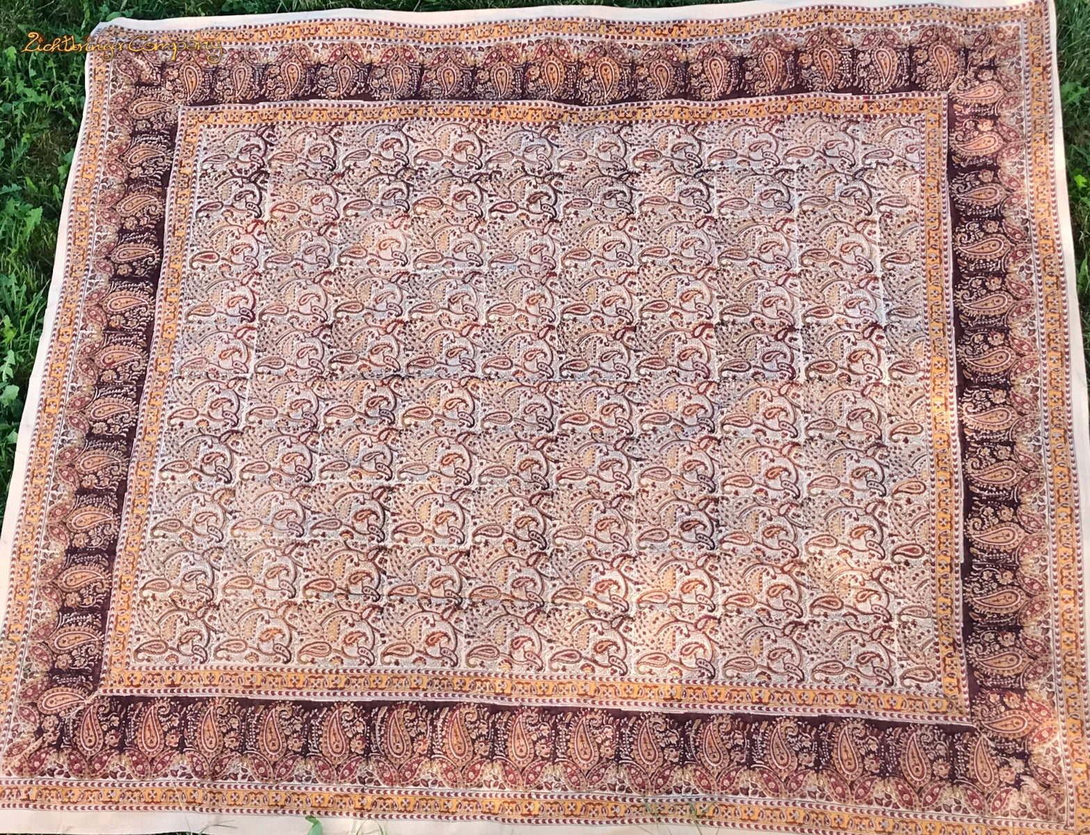 Blockprint Tuch Paisley Farbe beigebraun Größe 225 cm mal 275 cm Strandtuch oder Tagesdecke für Doppelbett 