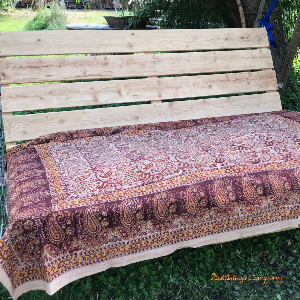 Blockprint Tuch Paisley Farbe beigebraun Größe 150 cm mal 200 cm Tagesdecke oder Tischtuch