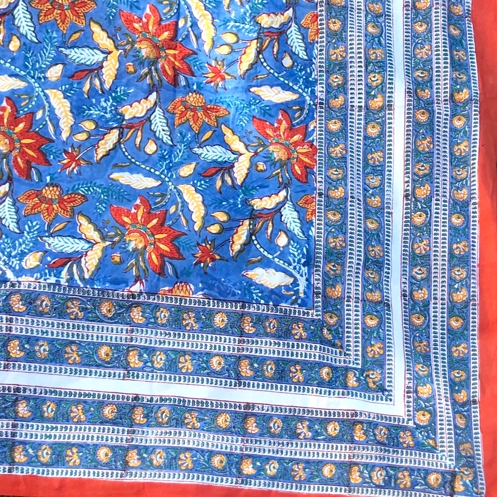 Blockdruck Tuch mit Blumen, kräftige Farben blau, rot, gelb. In 2 Größen erhältlich.