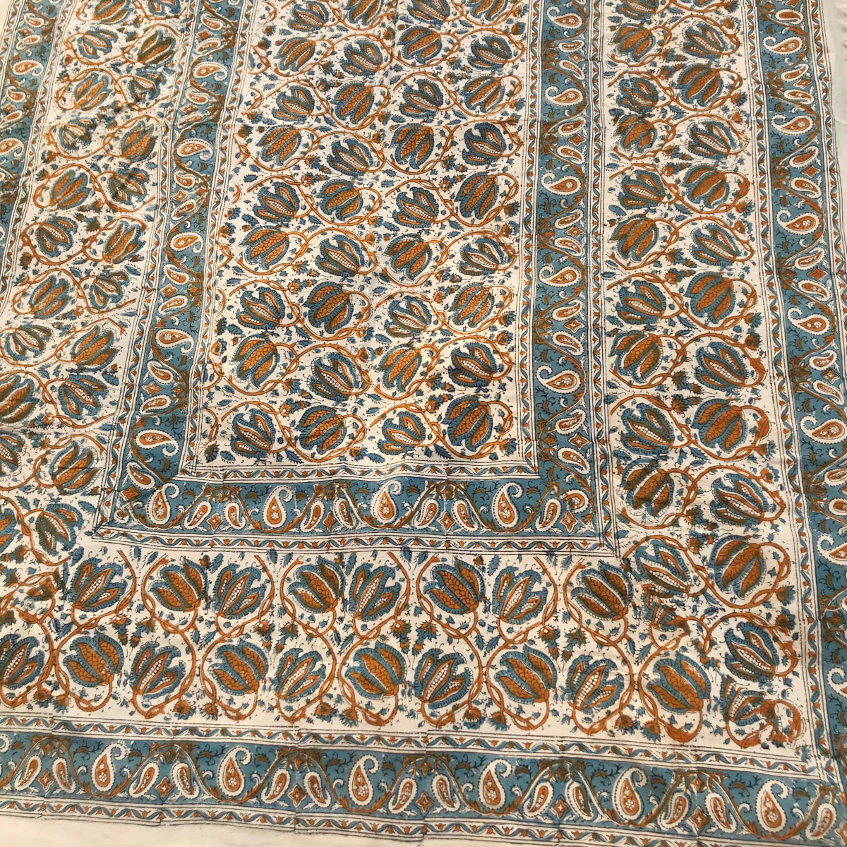 Blockdruck Tuch Paisley & Blumen