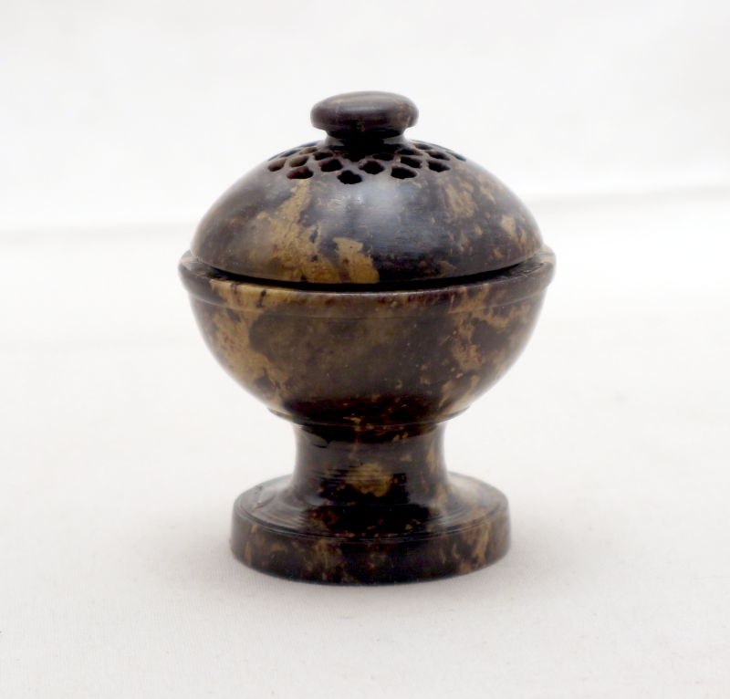 Speckstein Mini Kelch mit Deckel ~ für Räucherkegel