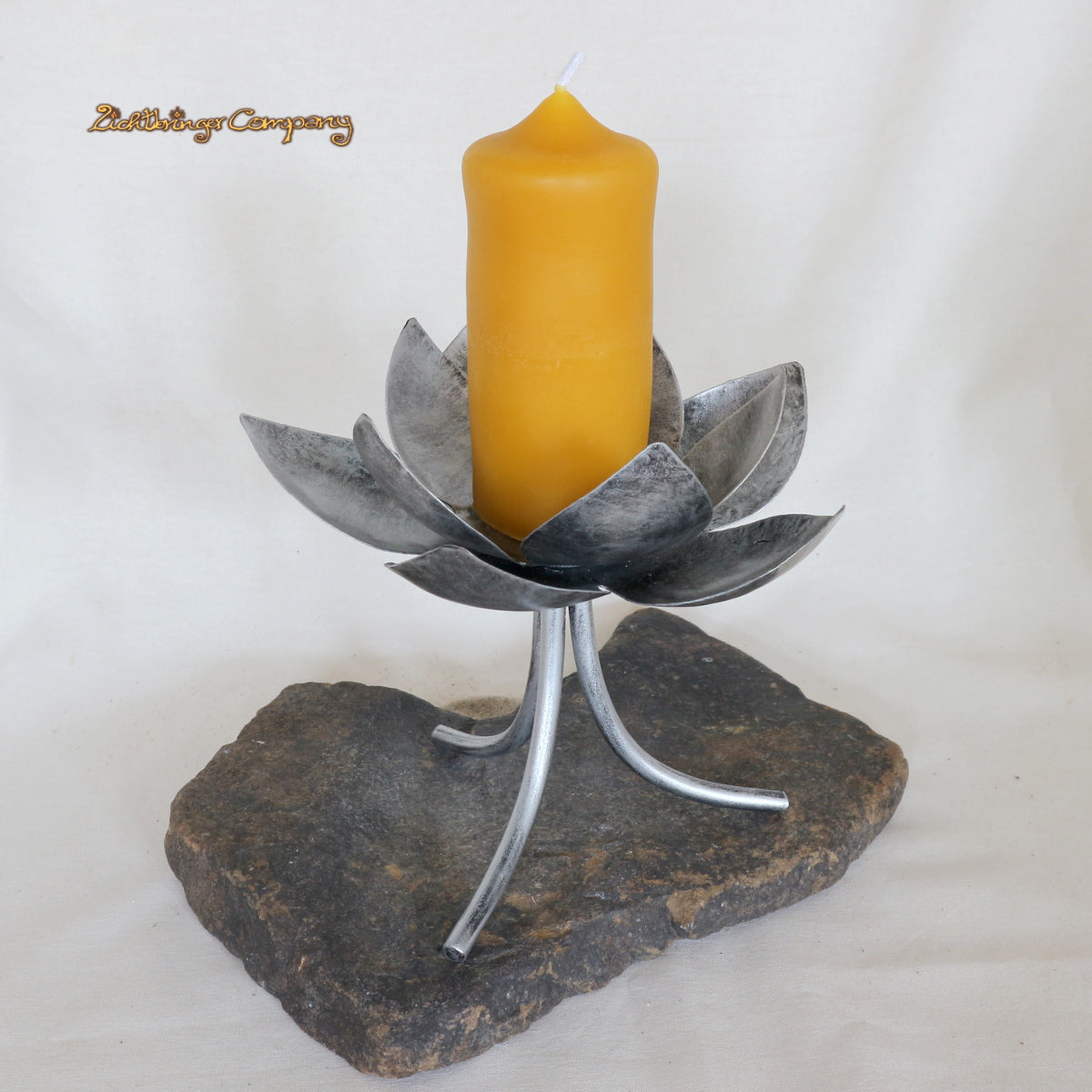 Lotus Kerzenständer