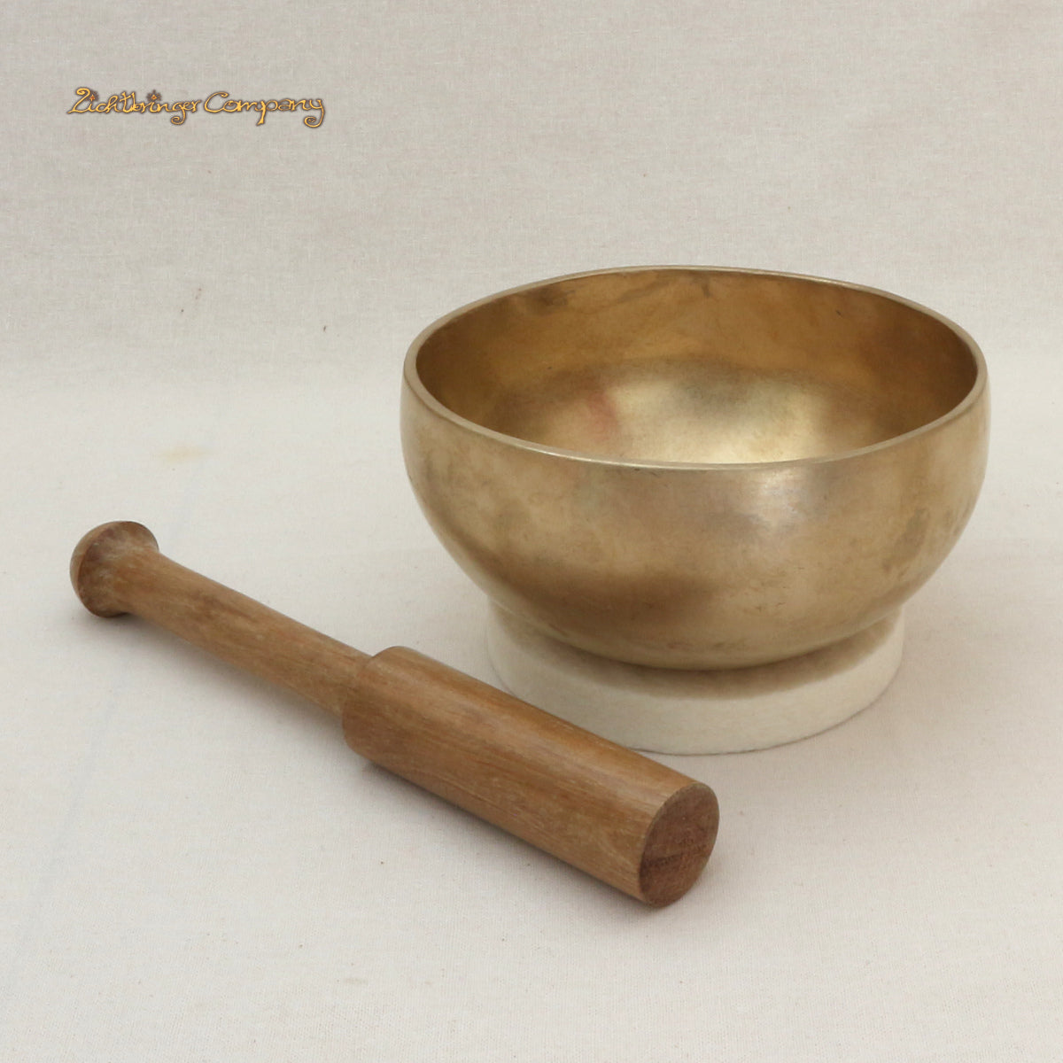 Klangschale Bön aus Bronze handgeschlagen Größe 1 – kleine Bronzeklangschale, ca. 250-300 Gramm