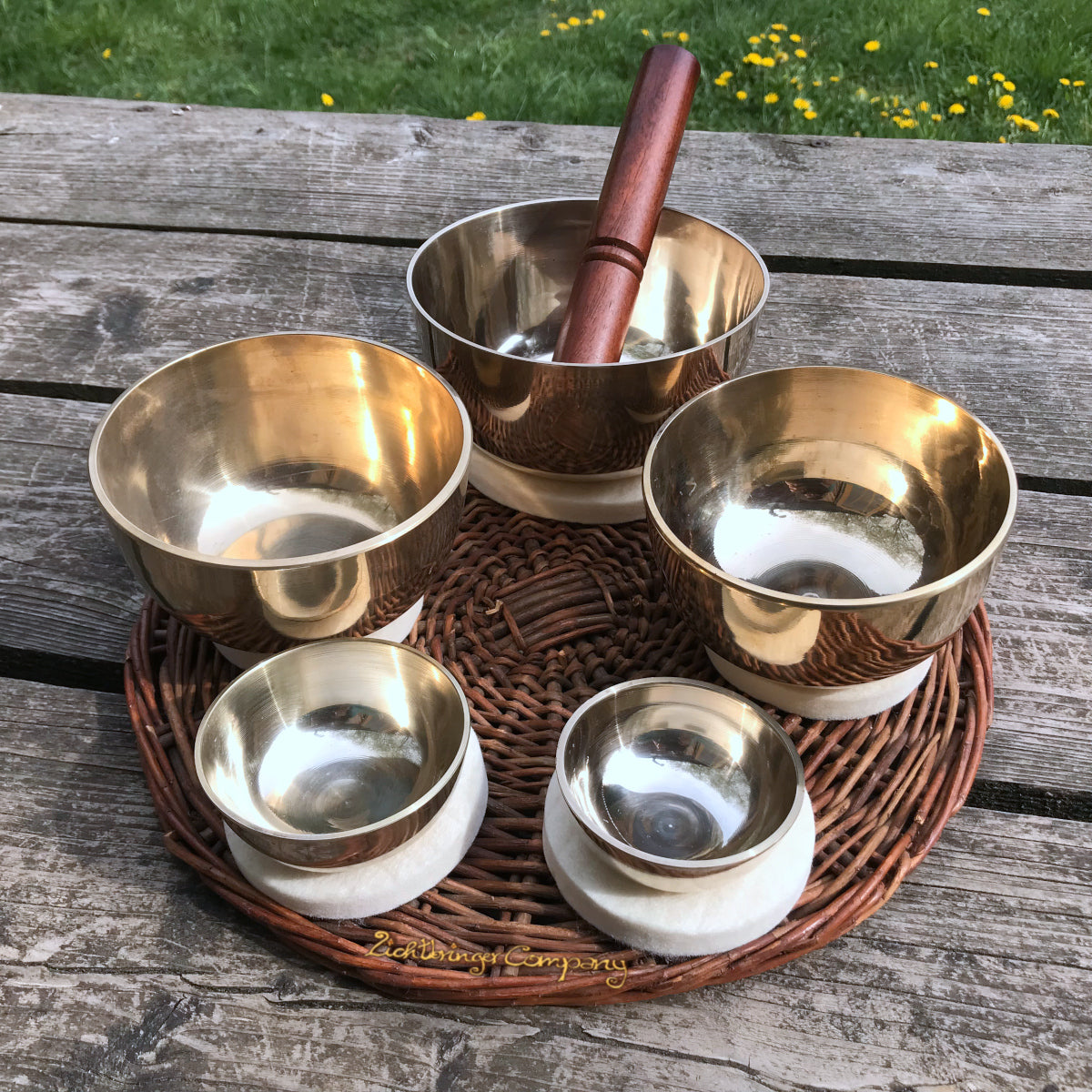 Klangschale mit brillantem Ton 