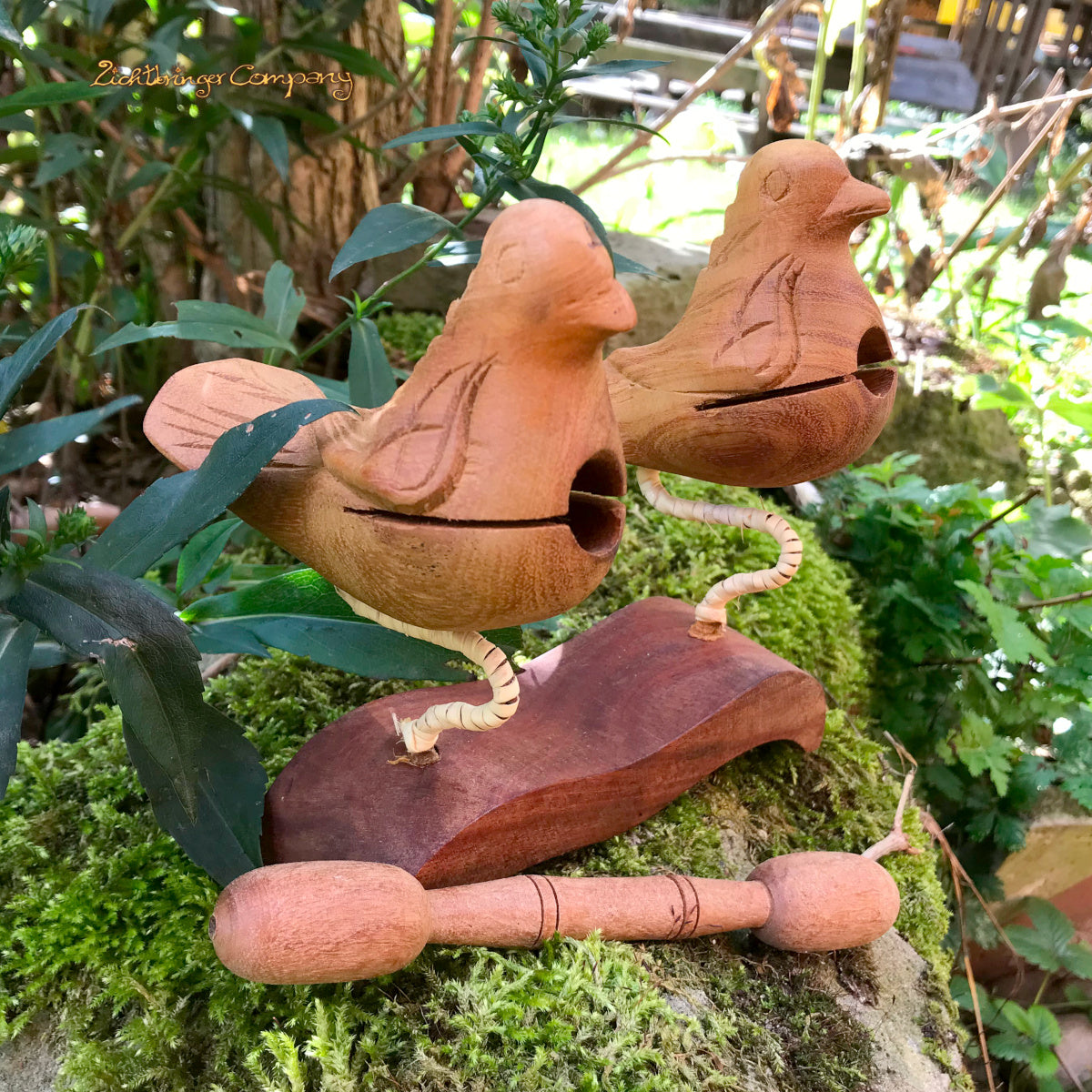 Schwingende Klangvögel