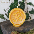 Om Ritualkerze aus Naturwachs