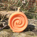 Spirale Ritualkerze aus Pflanzenwachs Farbe orange