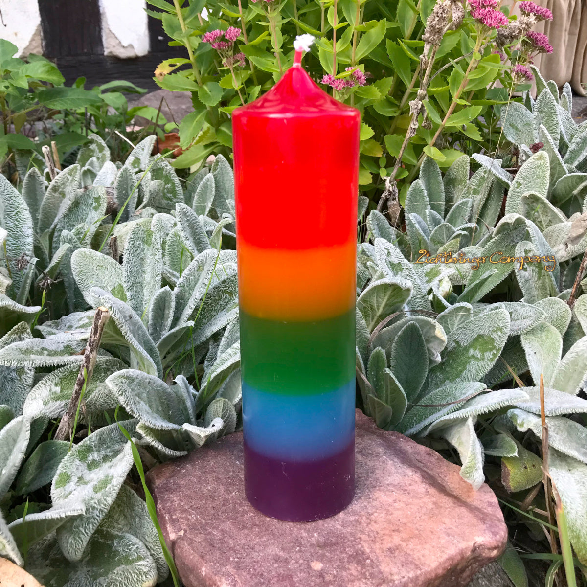 Regenbogenkerze Höhe 21 cm, handgegossen aus Paraffin, aus der Lichtbringer Manufaktur