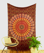 Peacock Feather Mandala Wall Tapestry in Green Yellow Dark Red 140 x 200 cm