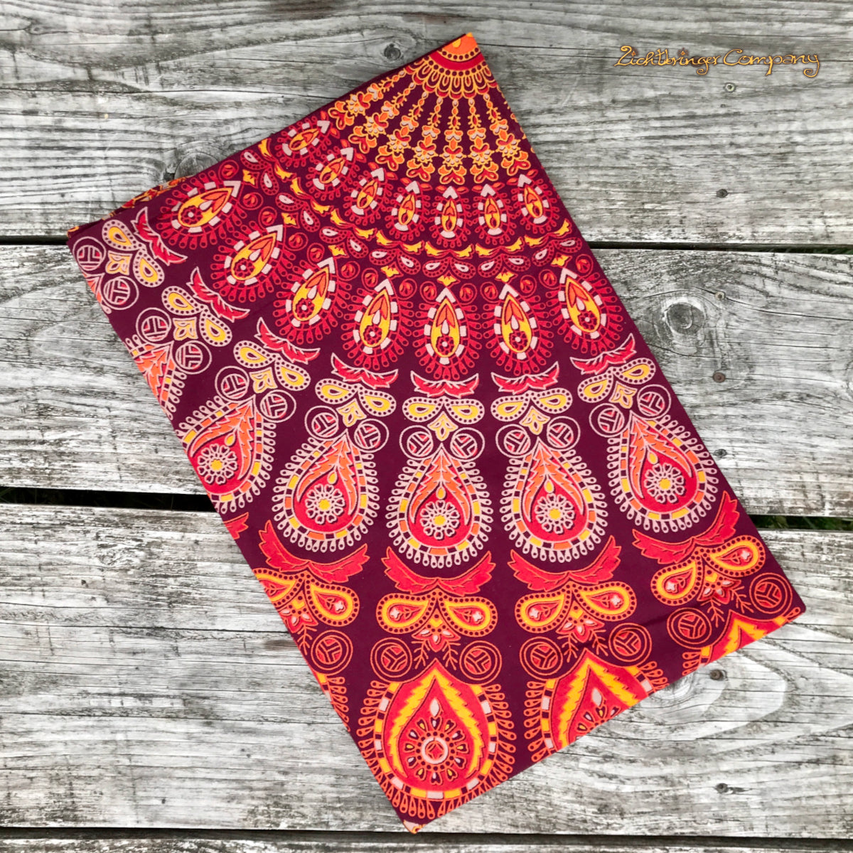 Pfauenfeder Mandala Wandtuch in orange dunkelrot 140 x 200 cm