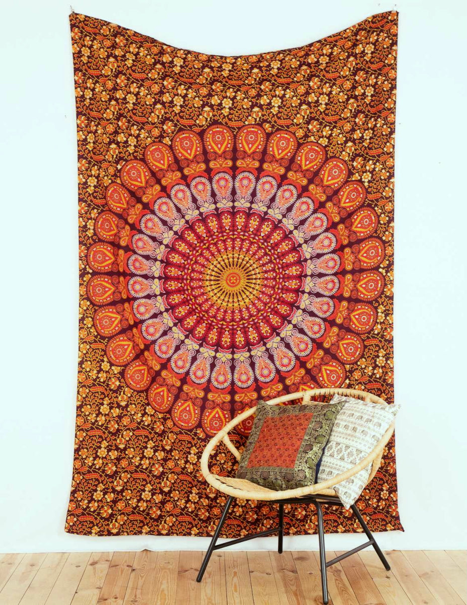 Peacock Feather Mandala Wall Tapestry in Orange Dark Red 140 x 200 cm