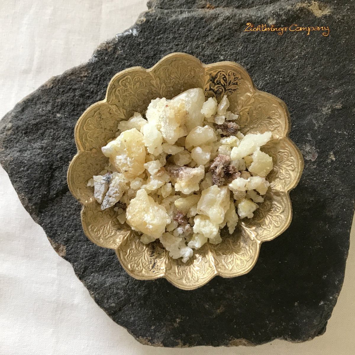 Pinienharz aus Portugal naturbelassenes Räucherharz von der Atlantik-Küste.
