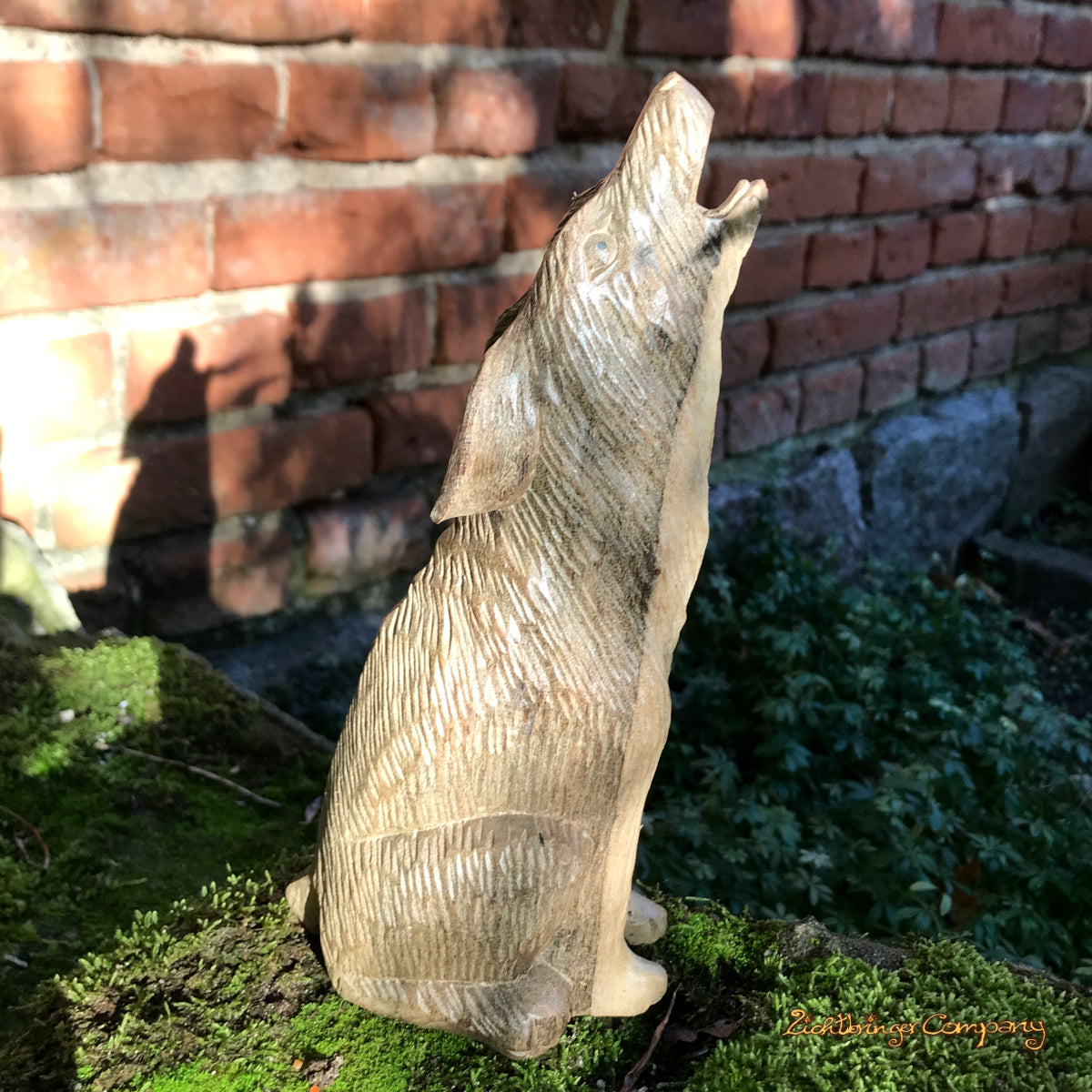 Heulender Wolf - Halter für Räucherkegel