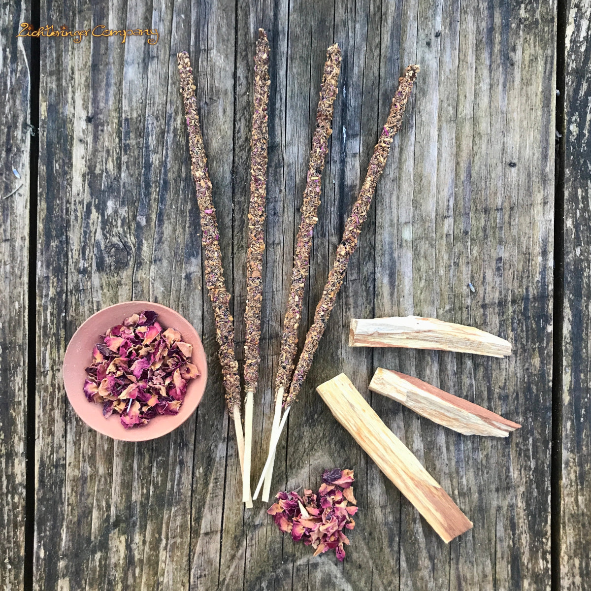 Palo Santo Räucherstäbchen mit Rosenblüten