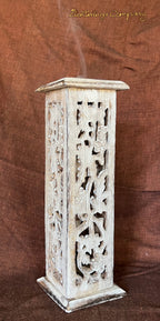 Holzturm für Räucherstäbchen und Räucherkegel