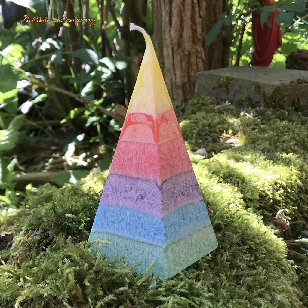 vegane Duftkerze Regenbogen Pyramide