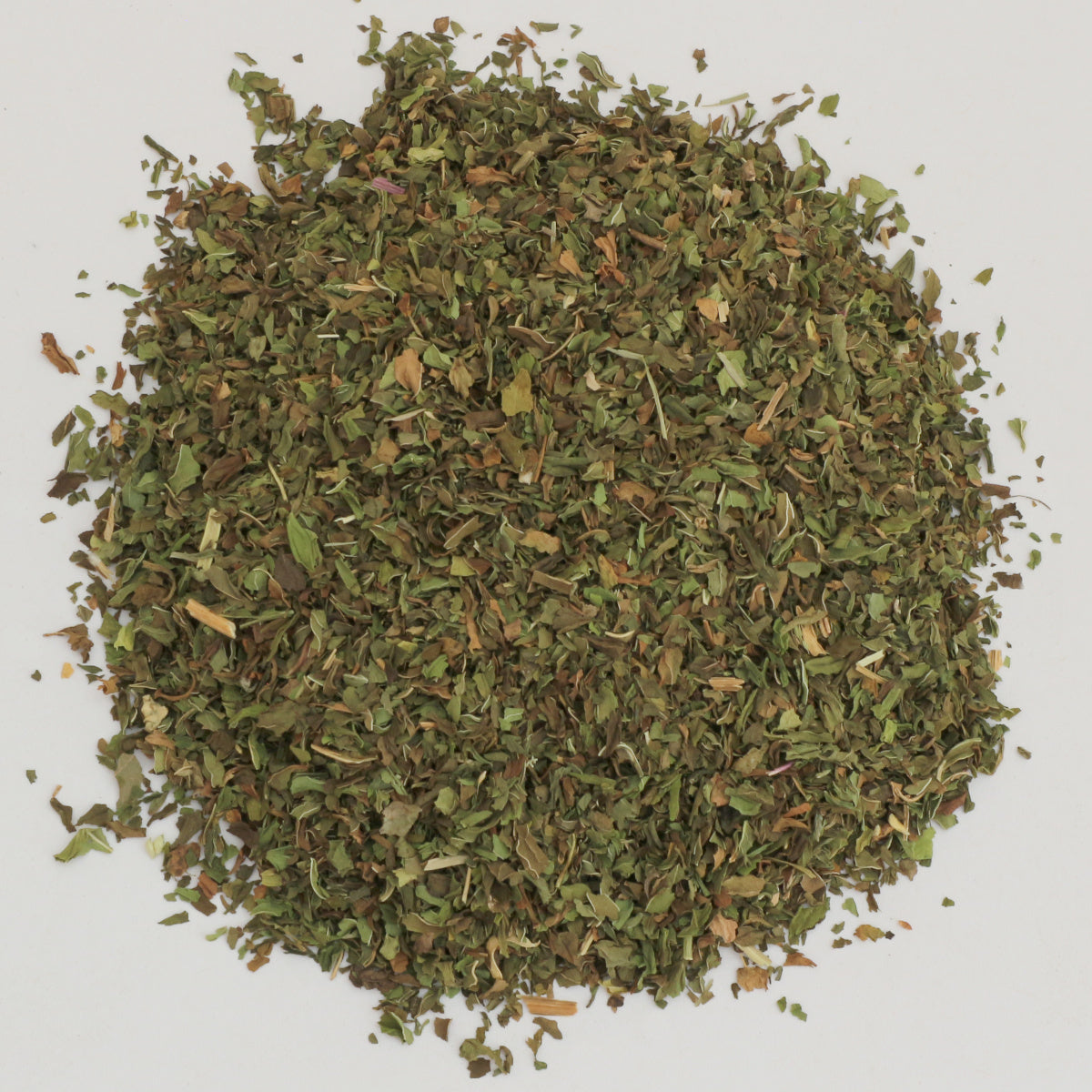 Nanaminze naturbelassen – loser naturbelassener Kräutertee mit Minze für aromatische Teemomente
