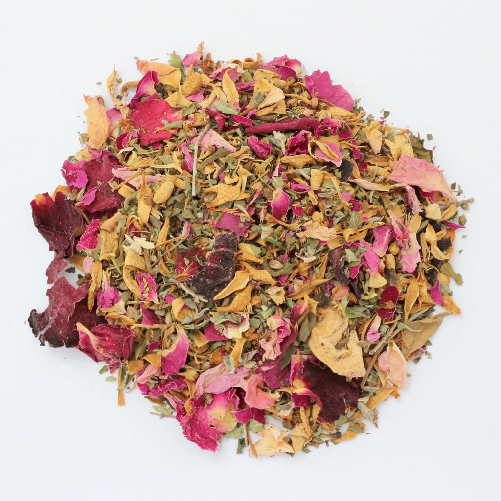 Tulsi Harmonie Kräutertee – loser Kräutertee mit Rosen und Orangenblüten für entspannte Teemomente