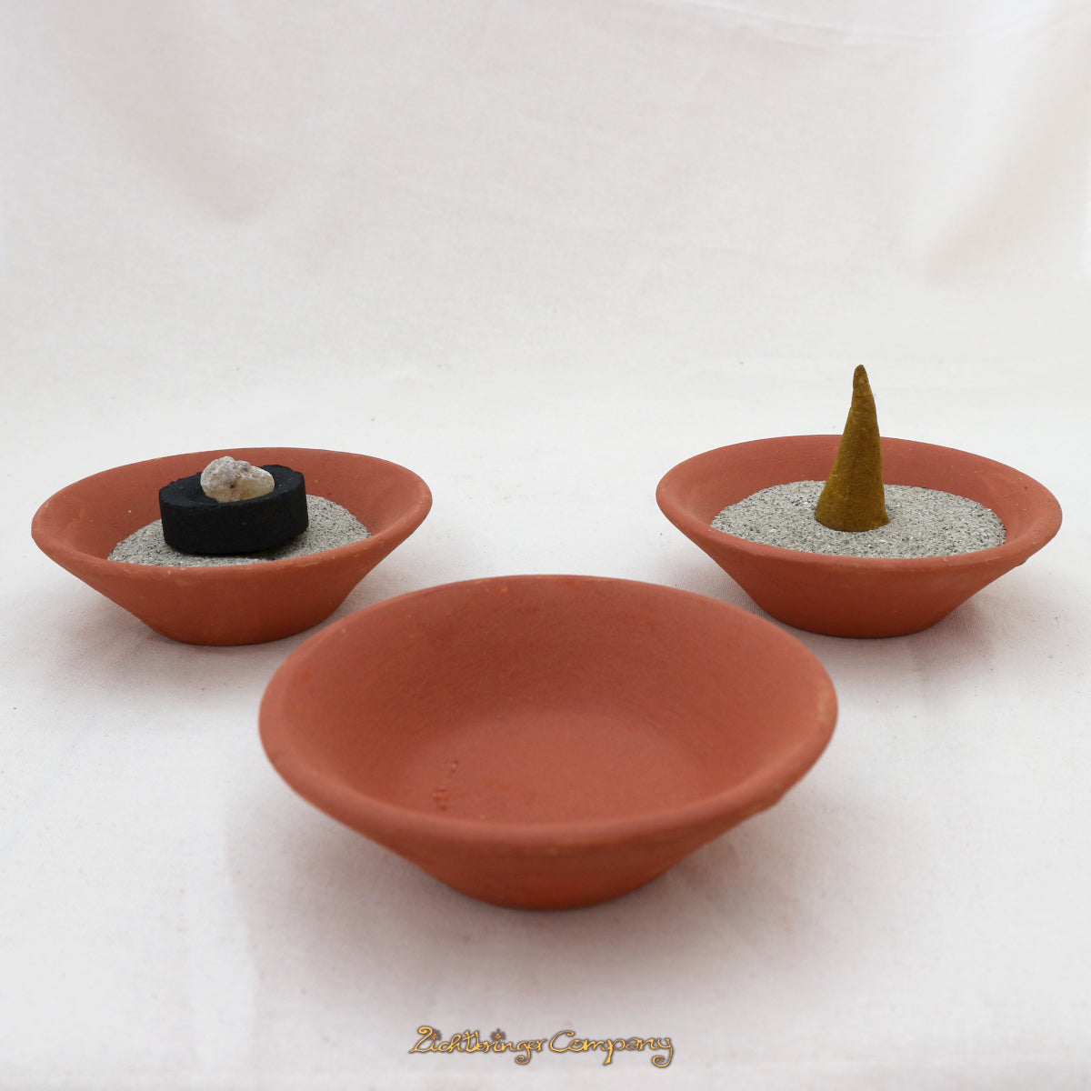 Räucherschale aus Naturton, ø 8 cm - schlichte Keramikschale für Räucherkegel, Räucherkohle und Palo Santo