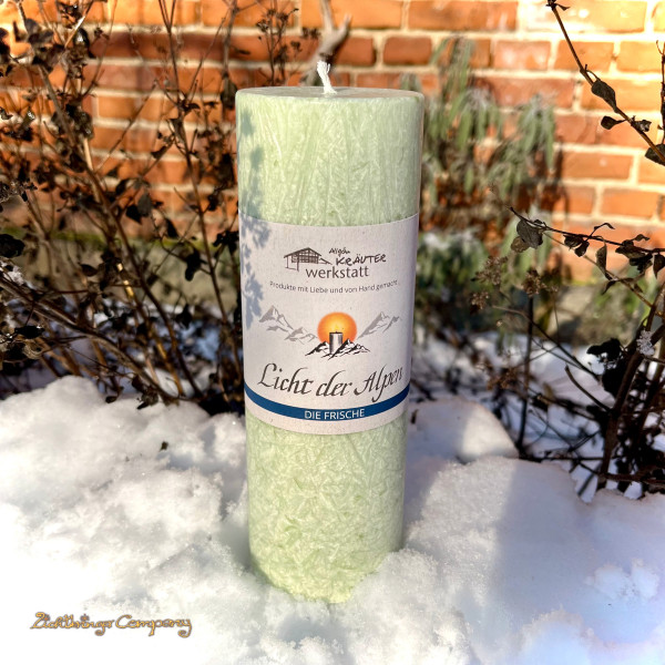 Die Frische - Duftkerze der Allgäuer Heilkräutermanufaktur