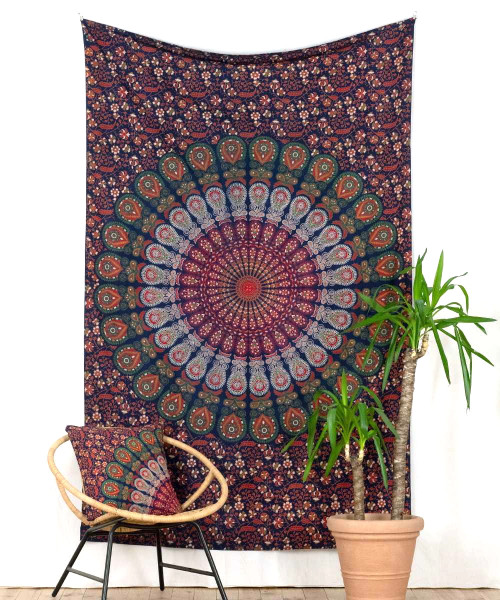 Pfauenfeder Mandala Wandtuch in weiss orange blau, 140 x 200 cm